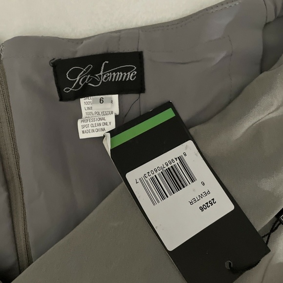 NWT La Femme [SZ 6 ] Surplice Off the Shoulder Column Gown in Pewter‎ - Picture 4 of 12